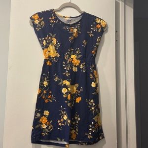 Old Navy - floral girls dress.